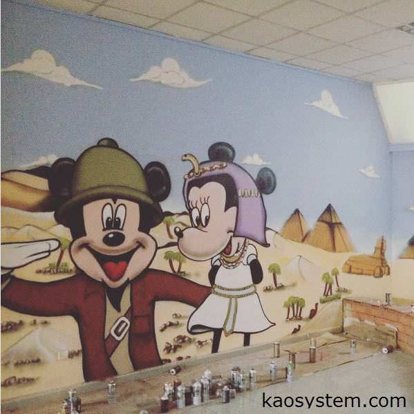 Decoración de chikipark con mural temática Disney en Zaragoza