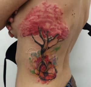 Tattoos en el Costado - Tatuaje water color árbol