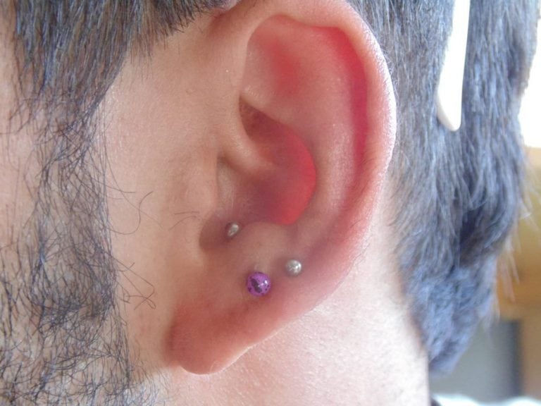 Piercing en la oreja