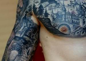 Estudios de Tatuajes en Barcelona - Tatuaje Pectoral y brazo