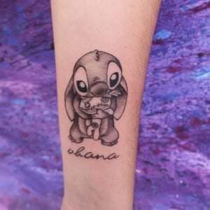 Estudios de Tatuajes en Málaga - Tatuaje de Ohana (Disney)
