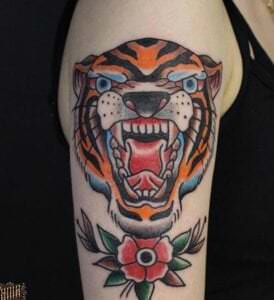 Tatuajes en el brazo - Tatuaje Tigre Neotradicional