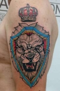 Tatuajes de leones - Tatuaje del escudo del Real Zaragoza