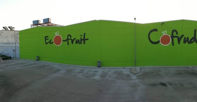 Fabrica con graffiti